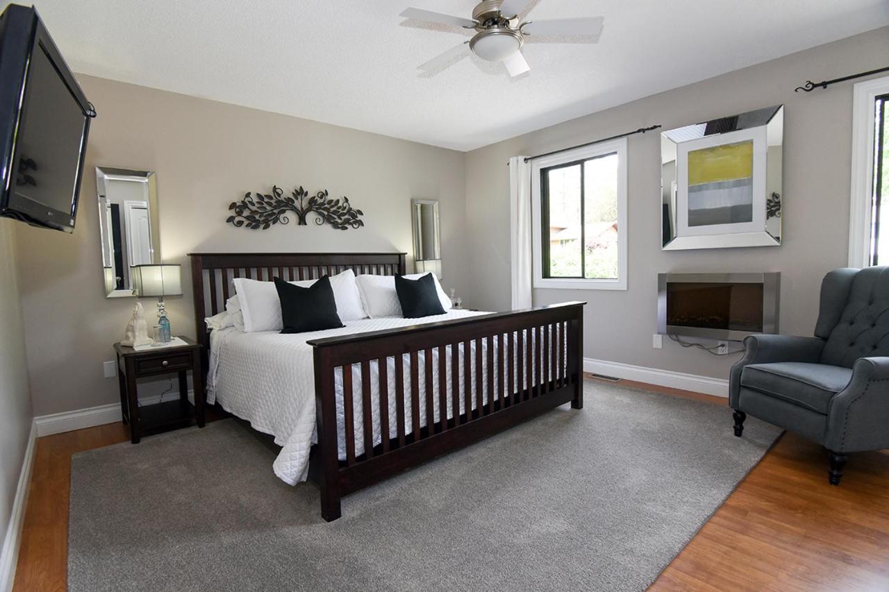 A Touch Of English B&B Kelowna Eksteriør bilde