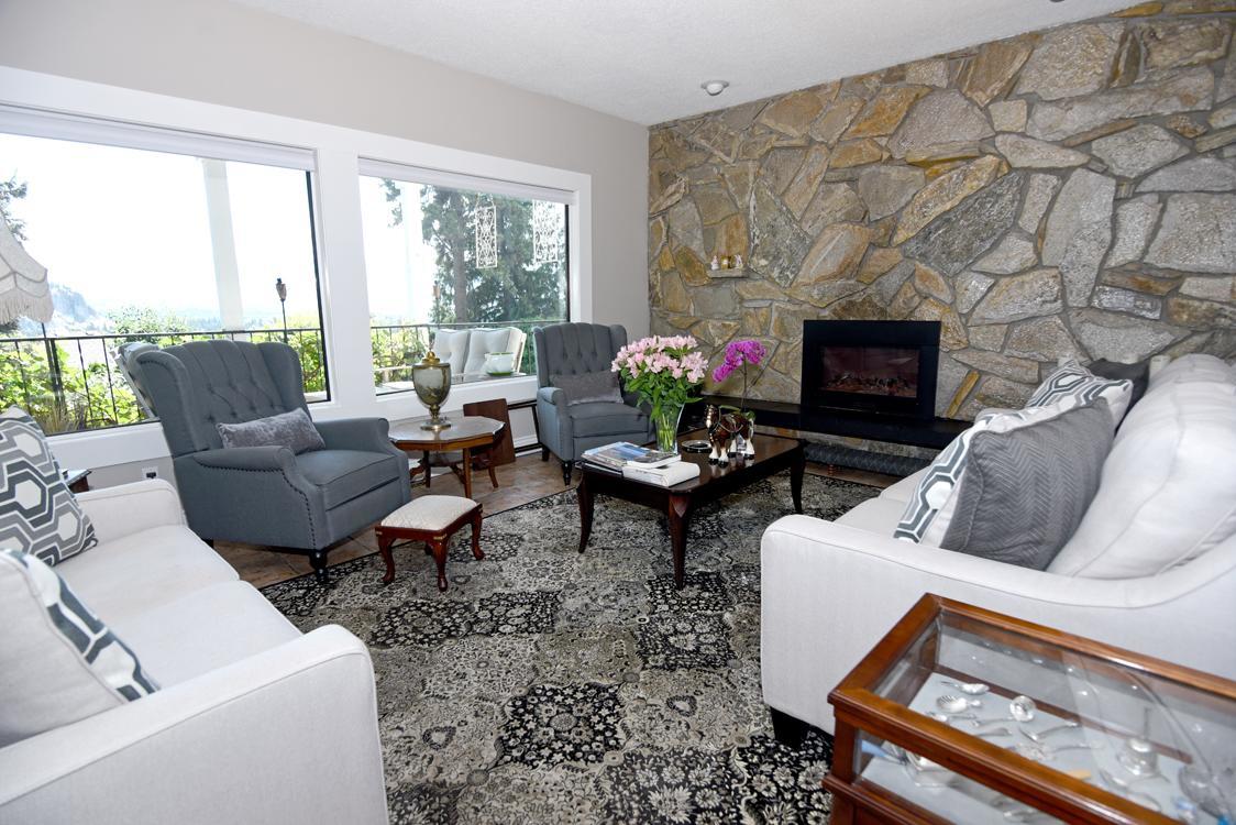 A Touch Of English B&B Kelowna Eksteriør bilde