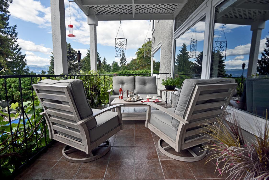 A Touch Of English B&B Kelowna Eksteriør bilde